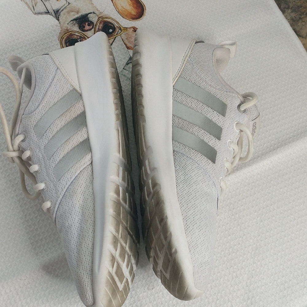 Adidas Cloudfoam "Super" White & Gray Ladies Size 7.5 Running Shoes. VGC. (H&J) - Picture 4 of 11